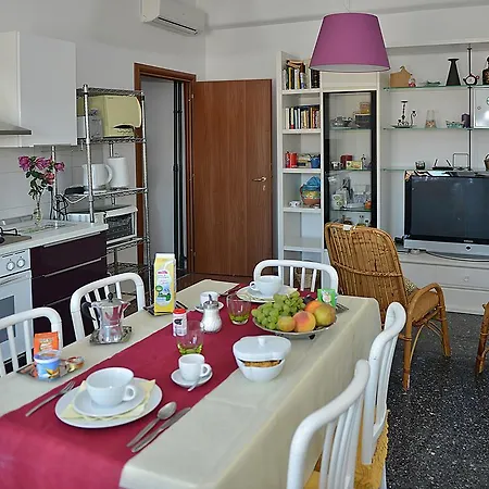 Giustiniano Apartment *